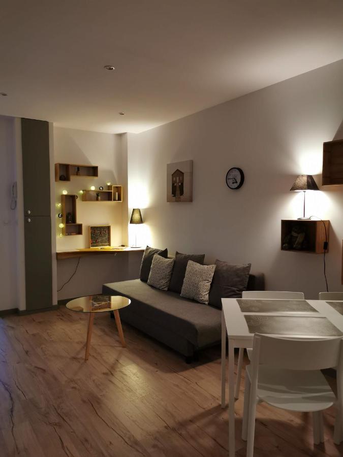 La Maisonnette Au Centre Ville 朗斯 外观 照片